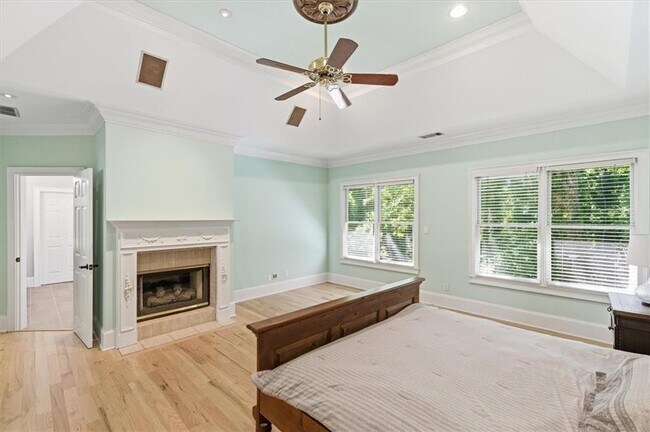 Building Photo - 1247 Manor Oaks Ct