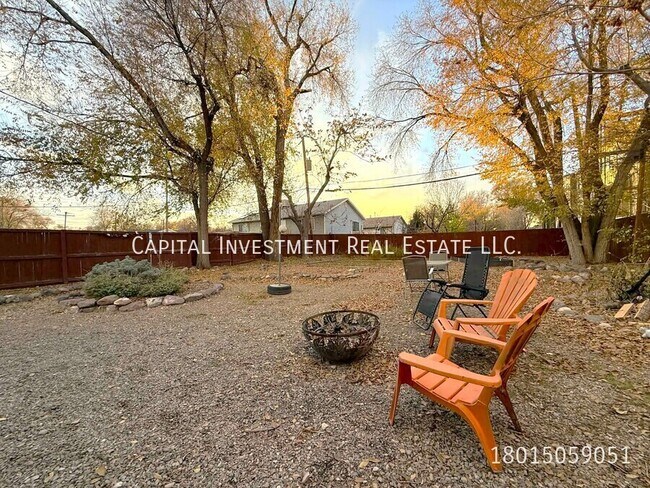 Building Photo - 1386 S 900 W