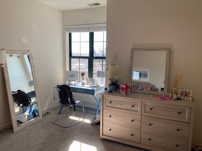 Bedroom 2 - 3201 Saint Paul St