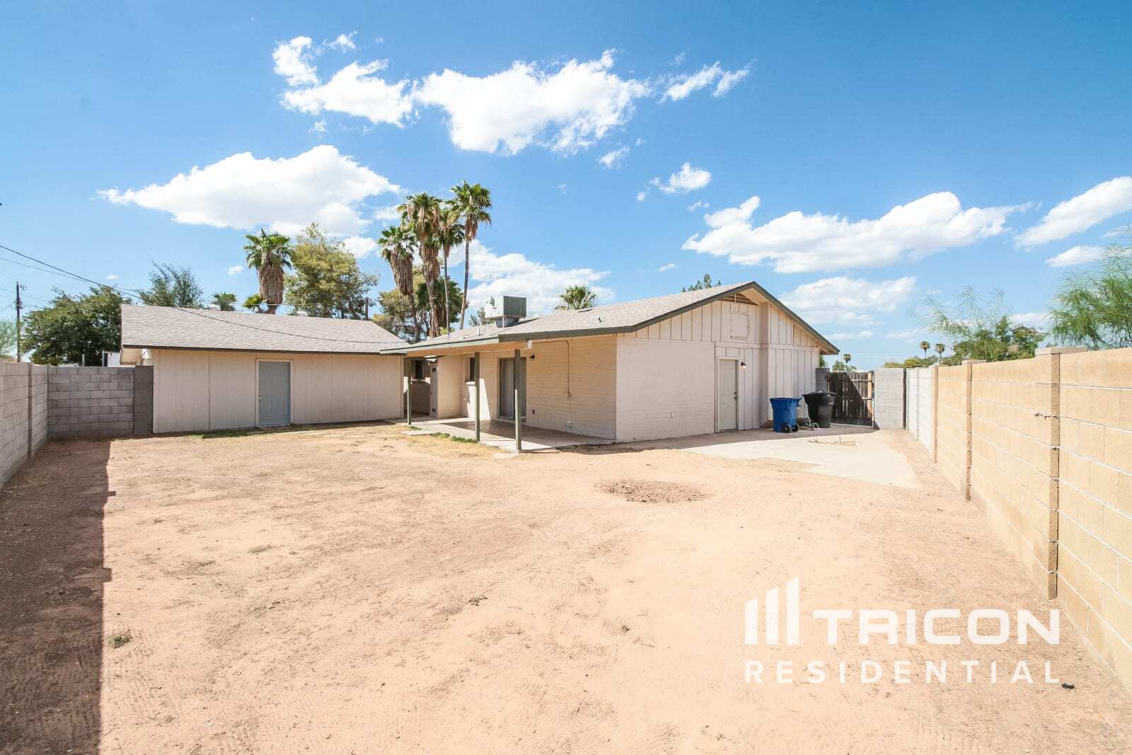 Building Photo - 634 N Cliff Cir