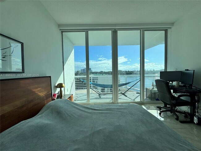 Building Photo - 6580 Indian Creek Dr