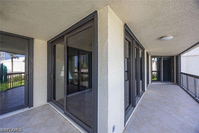 Building Photo - 4551 Gulf Shore Blvd N