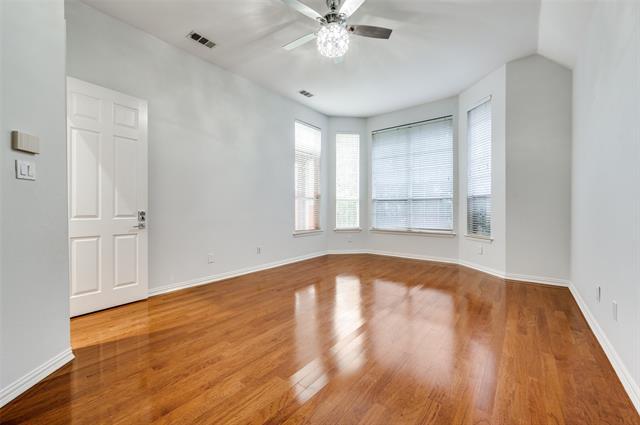 Building Photo - 7444 Primrose Dr