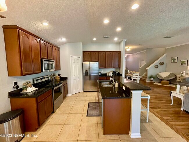 Building Photo - 228 Mahogany Bay Dr