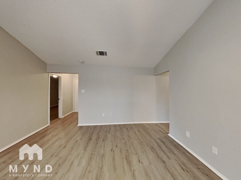 Building Photo - 6112 Birchhill Rd