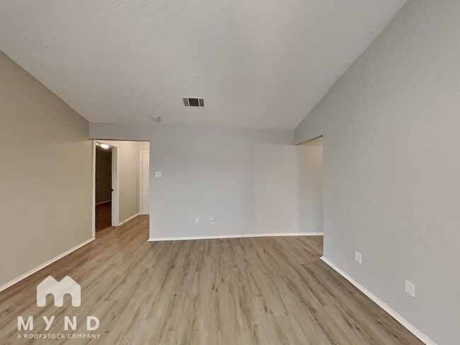 Building Photo - 6112 Birchhill Rd