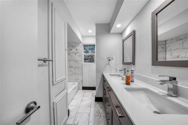 Building Photo - 1029 Ray Andra Dr