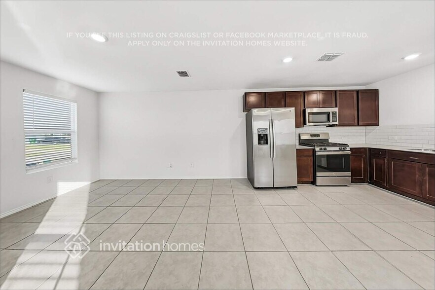 Building Photo - 3407 Big Antero Ln