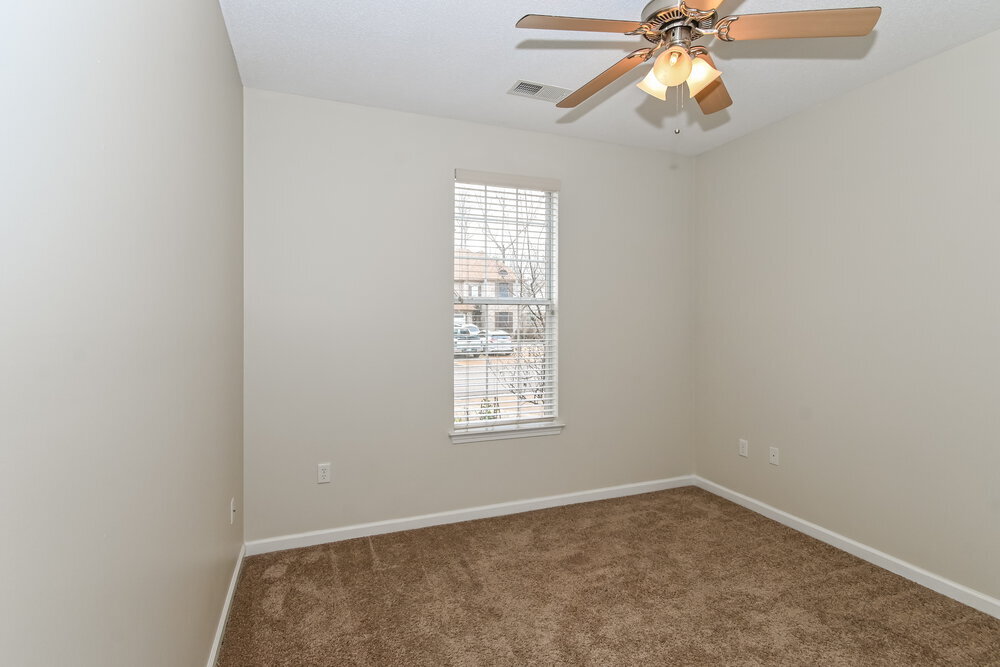 Building Photo - 1384 Carlton Ridge Dr