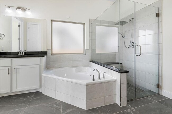 Building Photo - 1105 Malibar Ln