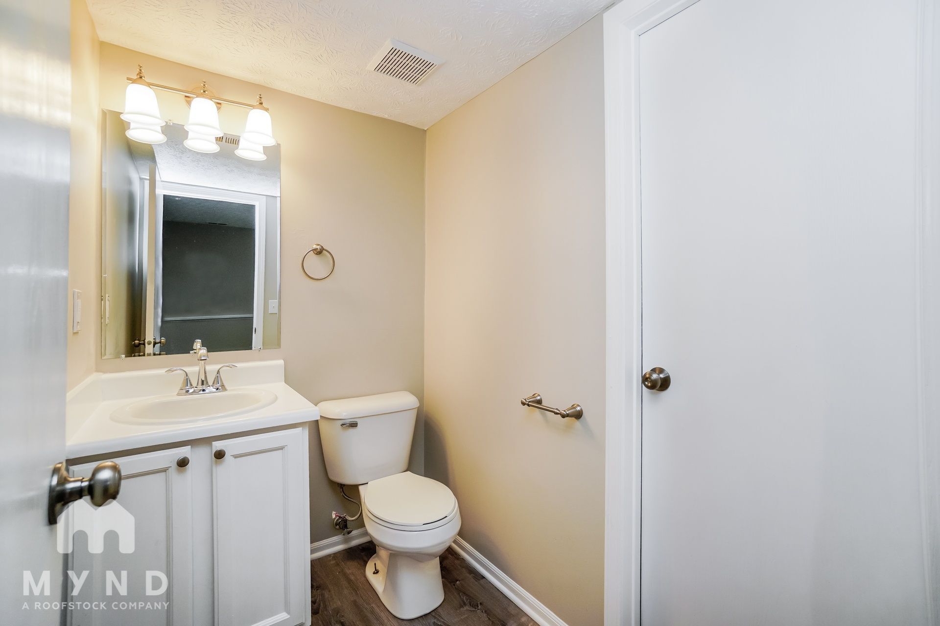 Building Photo - 1316 Winesap Dr