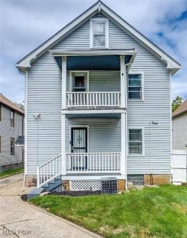 Building Photo - 14300 Darwin Ave