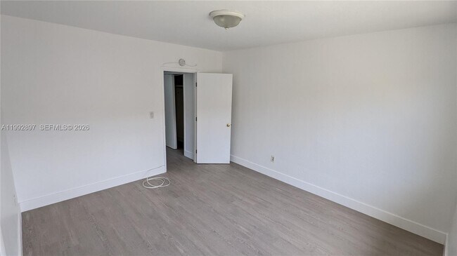 Building Photo - 811 81st St