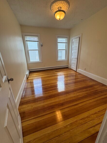 Building Photo - 64 Fisher Ave