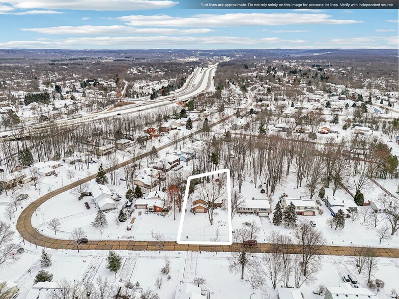 Building Photo - 6235 Sunnywood Dr