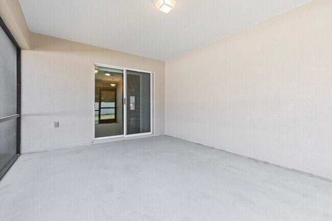 Building Photo - 5 Seabury Pl