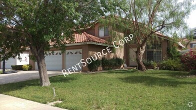 Building Photo - 3210 Lantana Ct