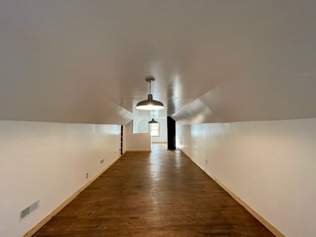 Building Photo - 2924 Prast Blvd