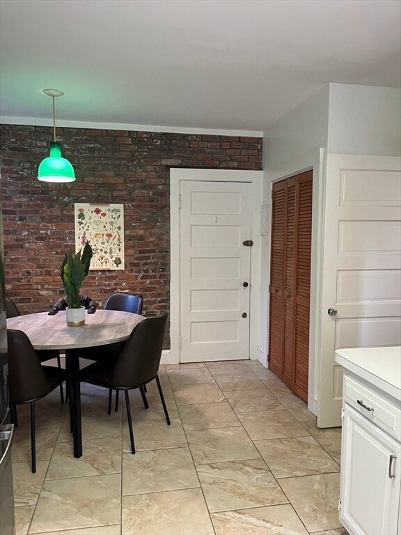 Building Photo - 175 Hancock St