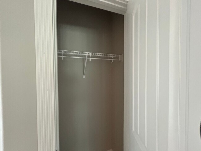 Building Photo - 287 Waystation