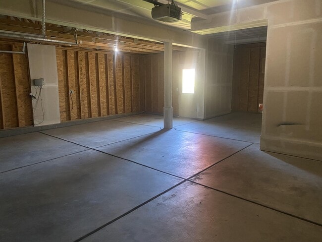 Building Photo - 12140 S Grass River Ct