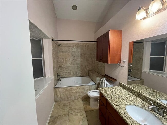Building Photo - 12725 Magnolia Mound Trail