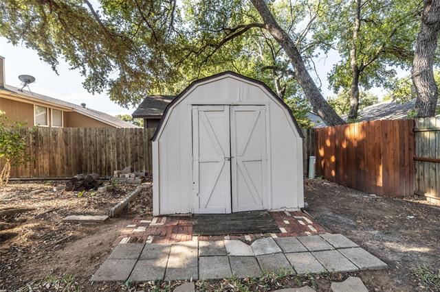 Building Photo - 2403 Bayberry Ln