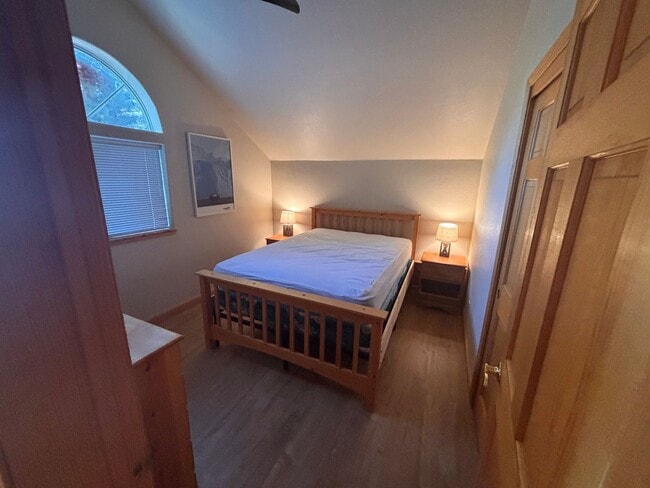 Building Photo - 6-Month Ski Lease in Tahoe Donner, Availab...