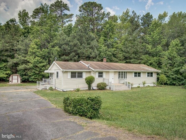 Primary Photo - 20227 Three Notch Rd