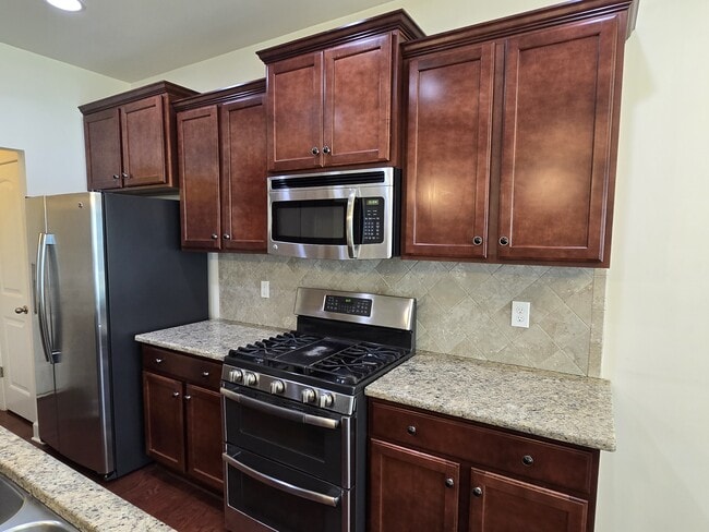 Building Photo - 4014 Canterwood Dr