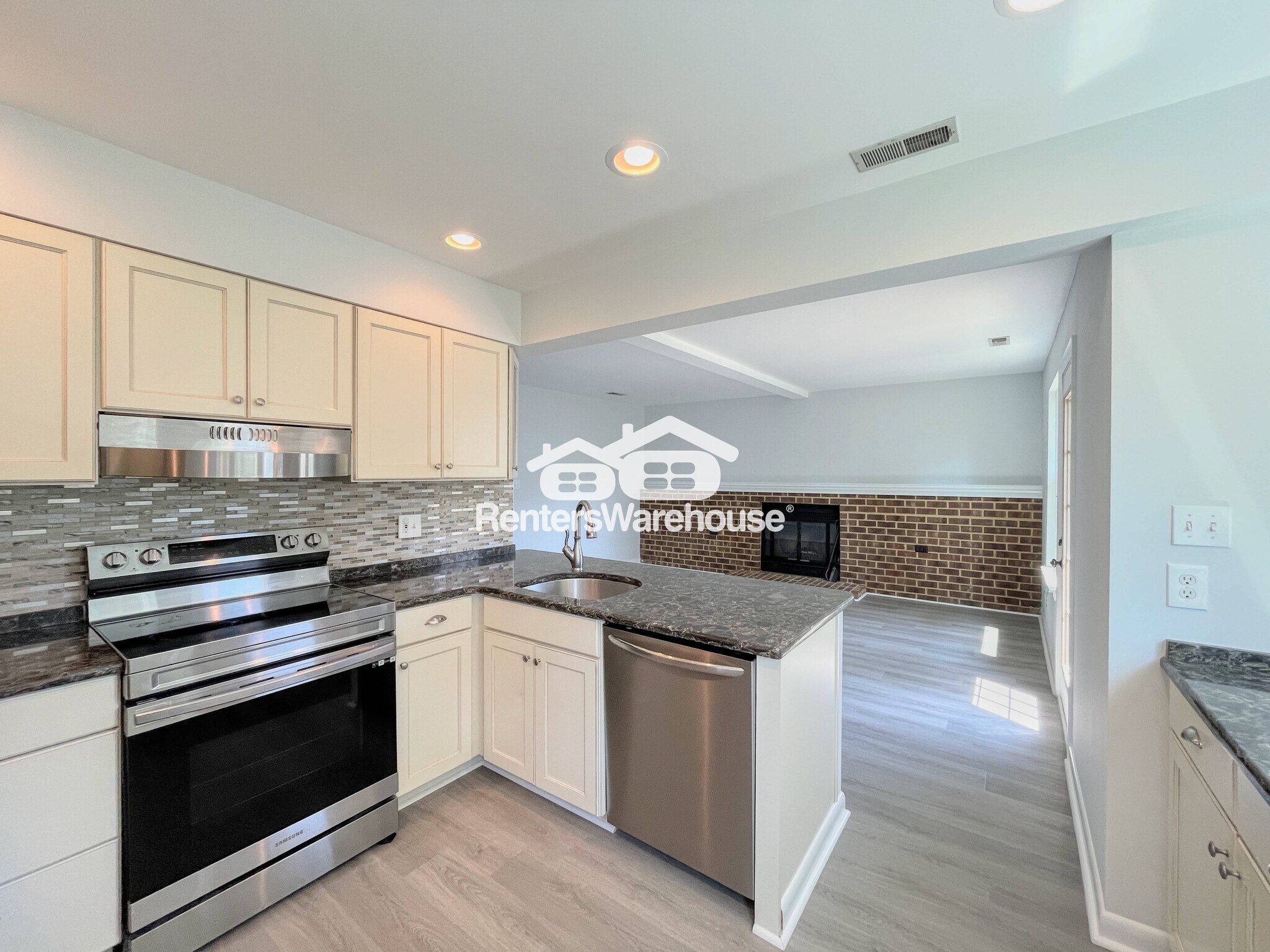 Building Photo - 908 Garden Grove Ct