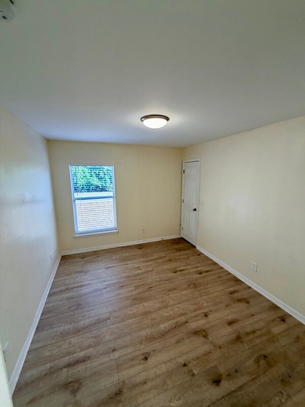 Building Photo - 5105 26th St SW