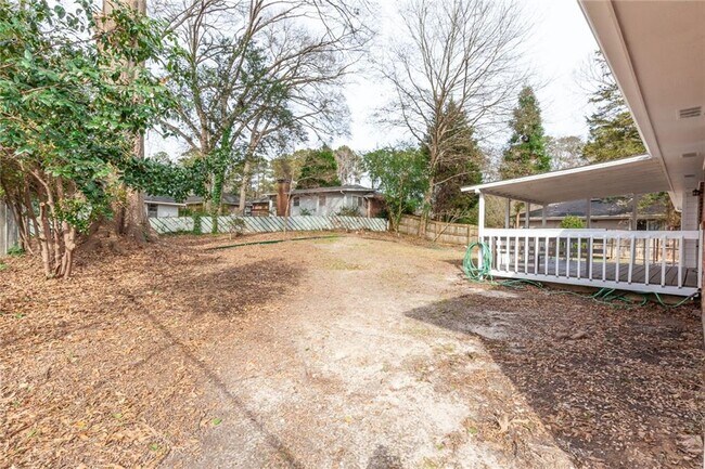 Building Photo - 2971 Stratford Arms Dr