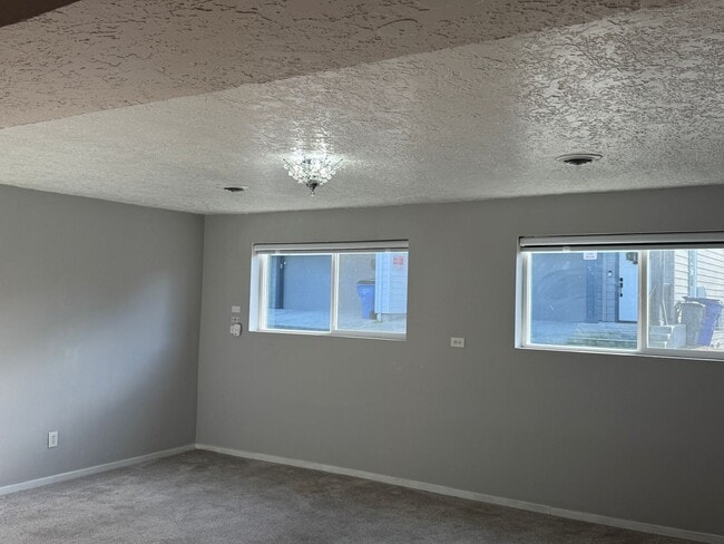 Building Photo - WA3309