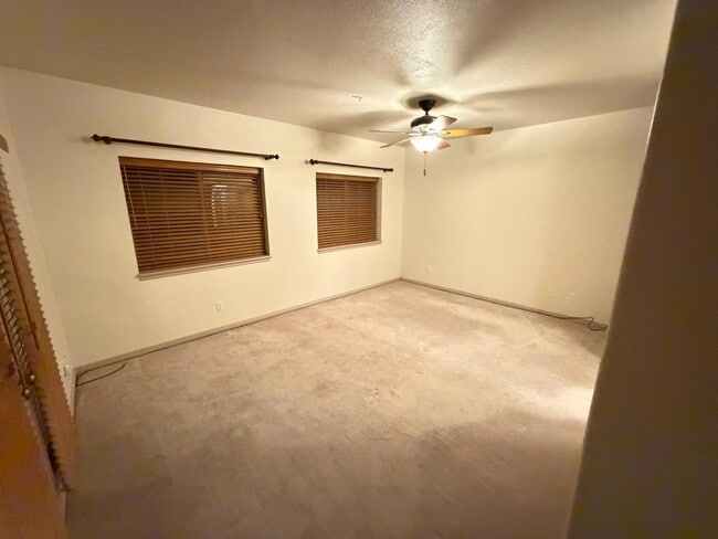 Building Photo - 1255 Wolf Hollow Ln