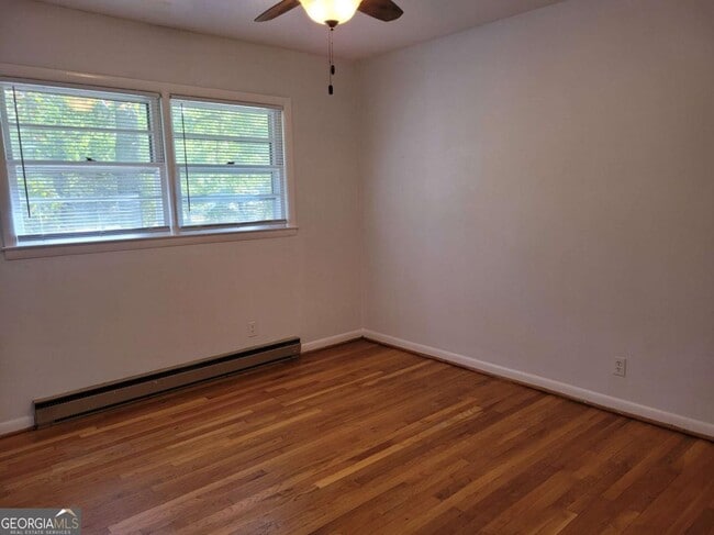 Building Photo - 1204 Jefferson Hwy