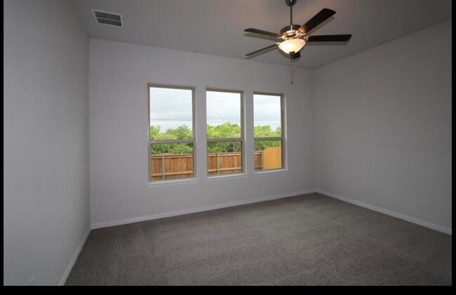 Building Photo - 13002 Stanford Dr
