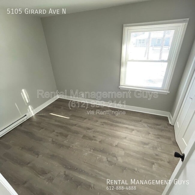 Building Photo - 5105 N Girard Ave