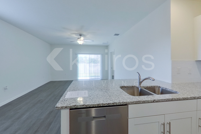 Building Photo - 32125 Katelin Cir