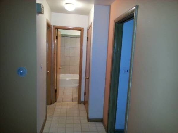 Building Photo - 9437 Burlington Ave