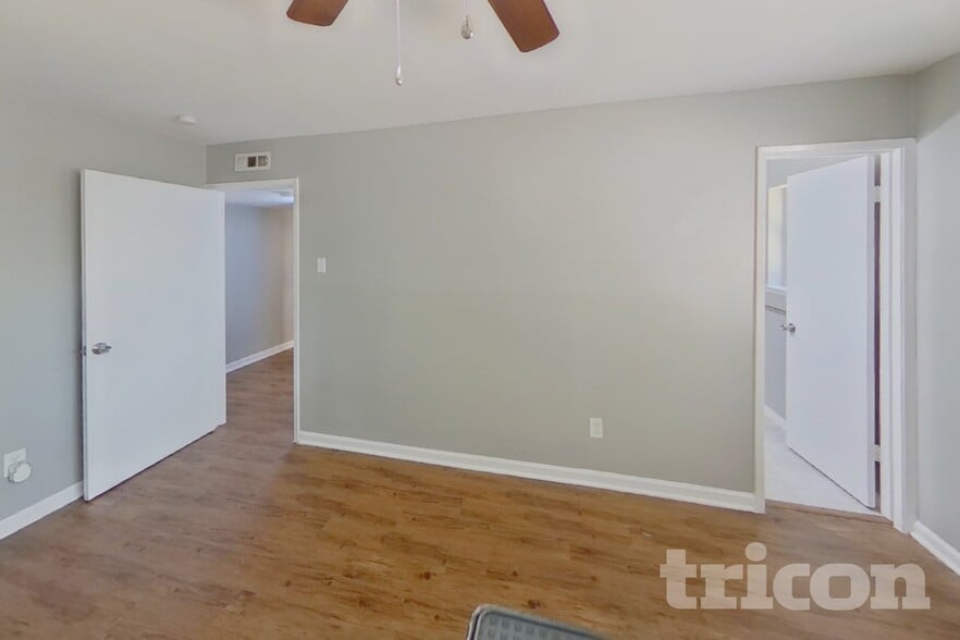 Building Photo - 333 Clearfield Dr