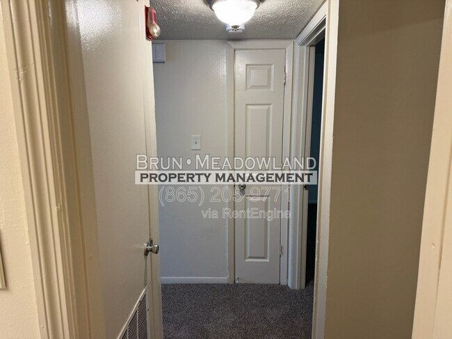 Building Photo - 5525 Jacksboro Pike