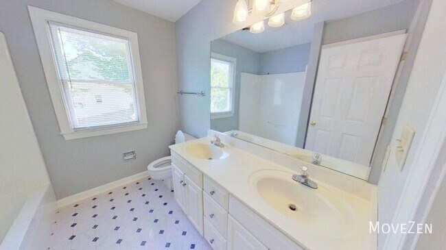 Building Photo - 2400 Tweedmore Ct