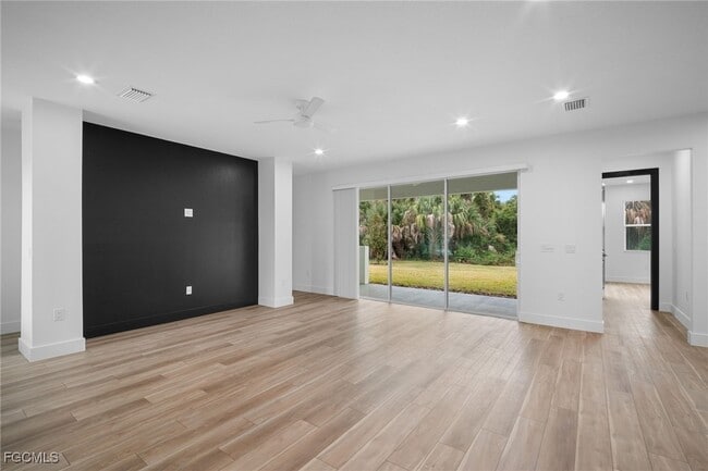 Building Photo - 3115 Tulsa Ave