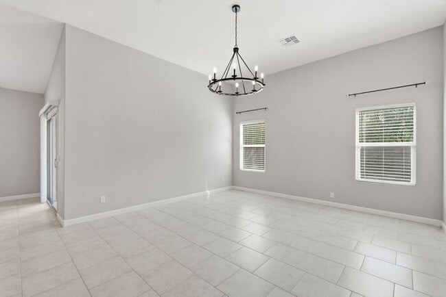 Building Photo - Spacious 3-Bedroom Marana Home with Carpet-Free Flooring & Fenced Yard