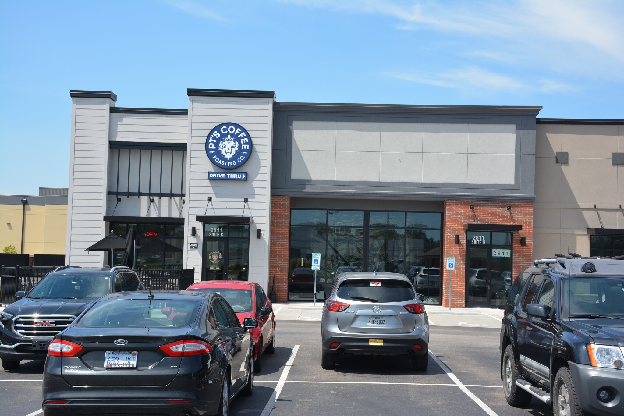 Nearby Restaurants - 3755 SW Summerfield Dr
