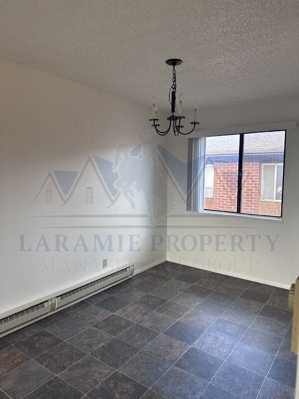 Building Photo - 714 Downey St