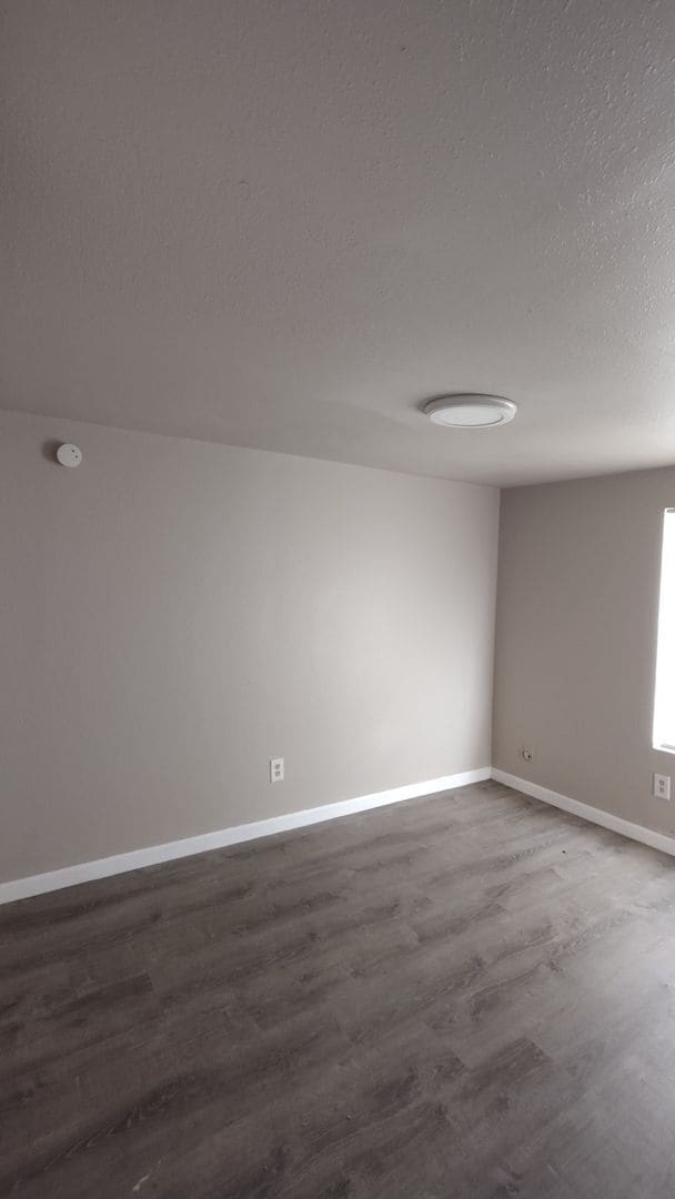 Building Photo - Large 4 Bedroom 2 Bath Home in Granbury - Indian Harbor