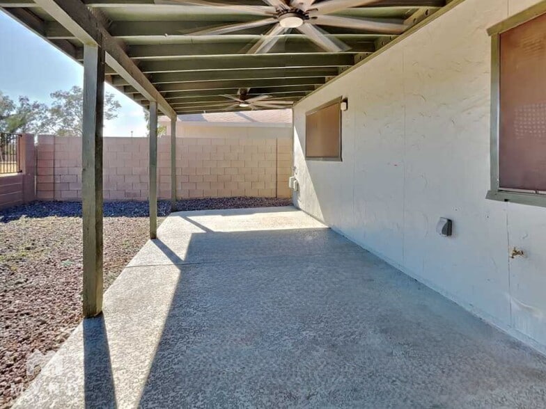 Building Photo - 4903 W Golden Ln
