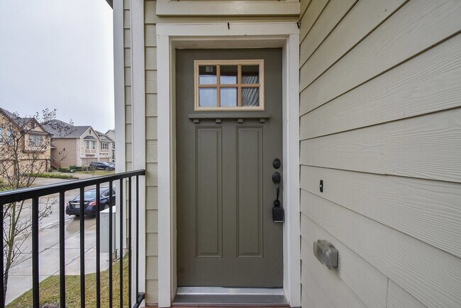 Building Photo - 23322 Del Rosso St